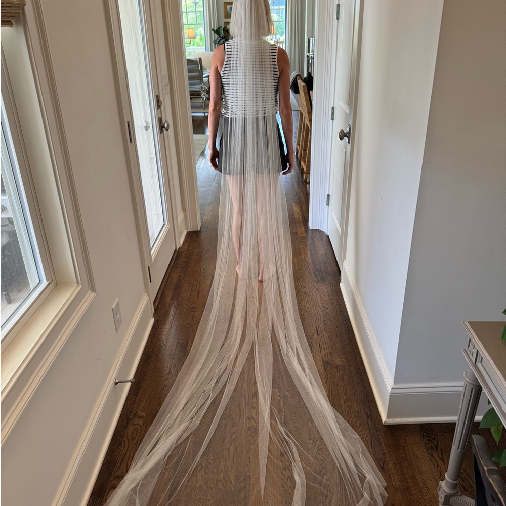 Sara Gabriel Paige Cathedral Wedding Veil 120” Pale Ivory Tulle Luxury Bridal